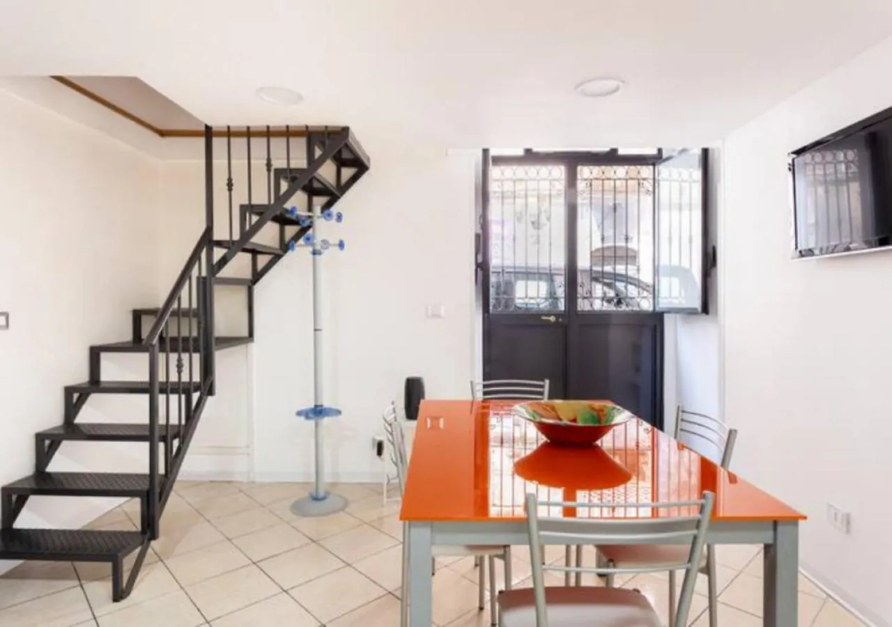 Aitne - Holiday Apartments カターニア イタリア